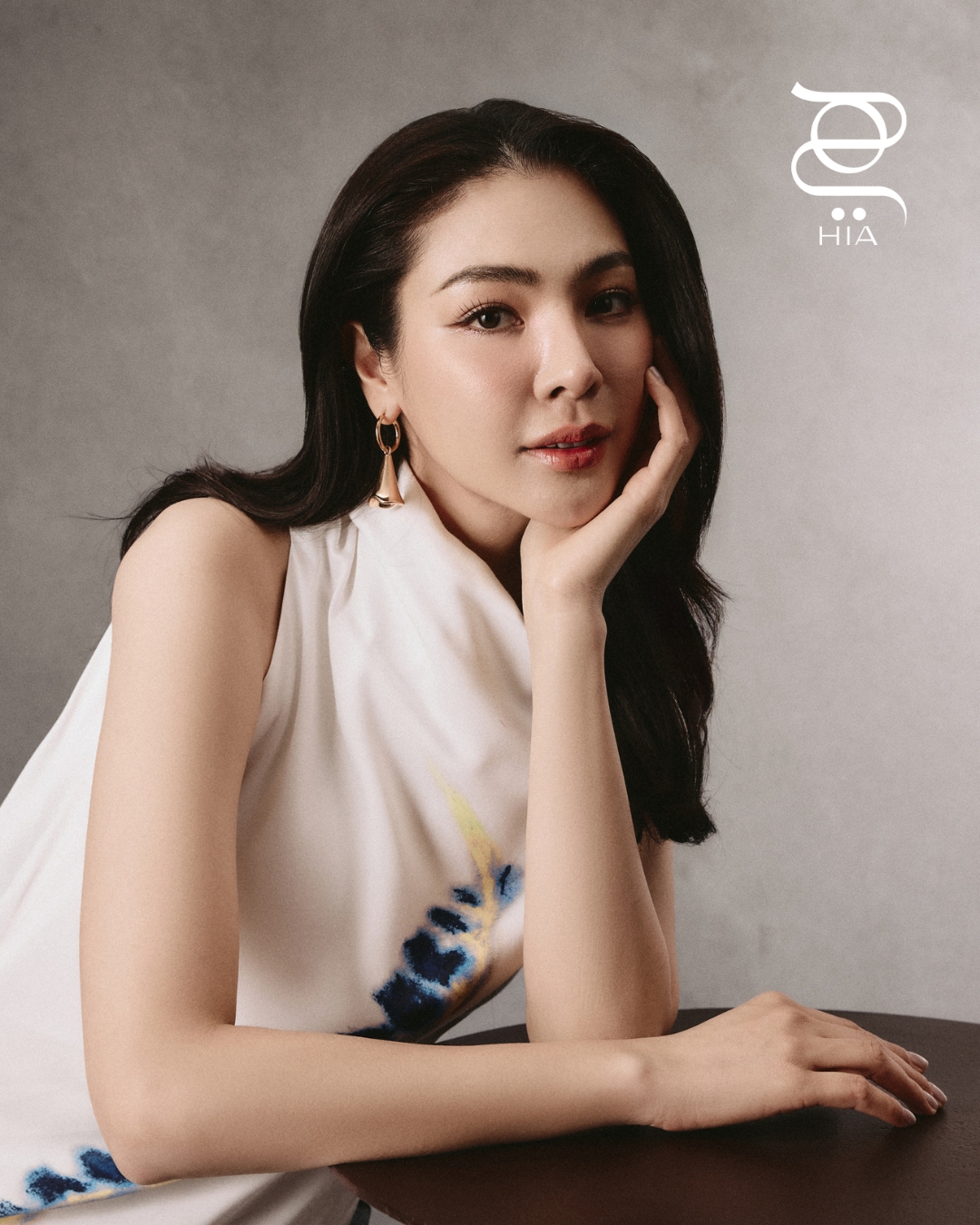 النجمة التايلاندية فاي بعدسة "هي"