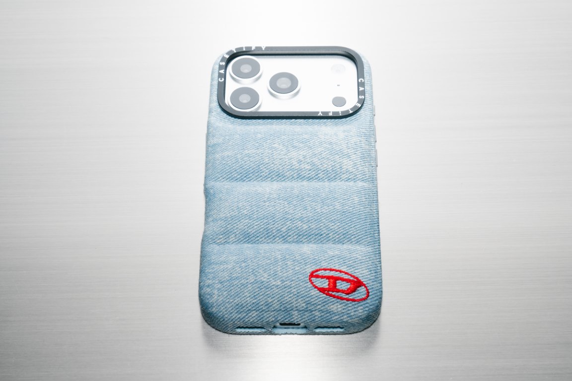 DIESEL و CASETiFYتطلقان تشكيلتهما الثانية من إكسسوارات المنتجات الرقمية