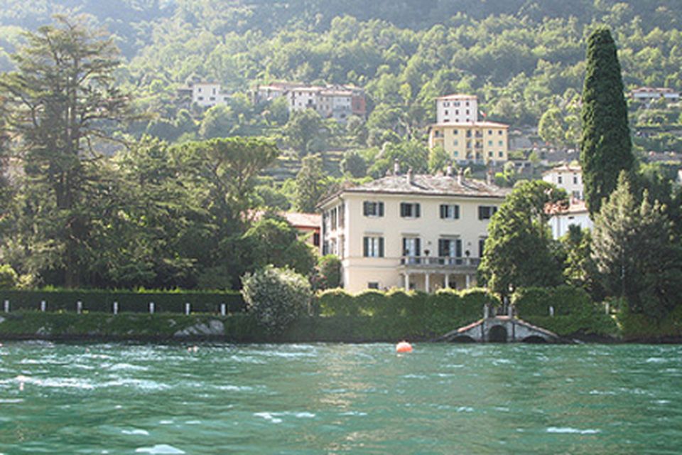 منزل منطقة بحيرة كومو في إيطاليا