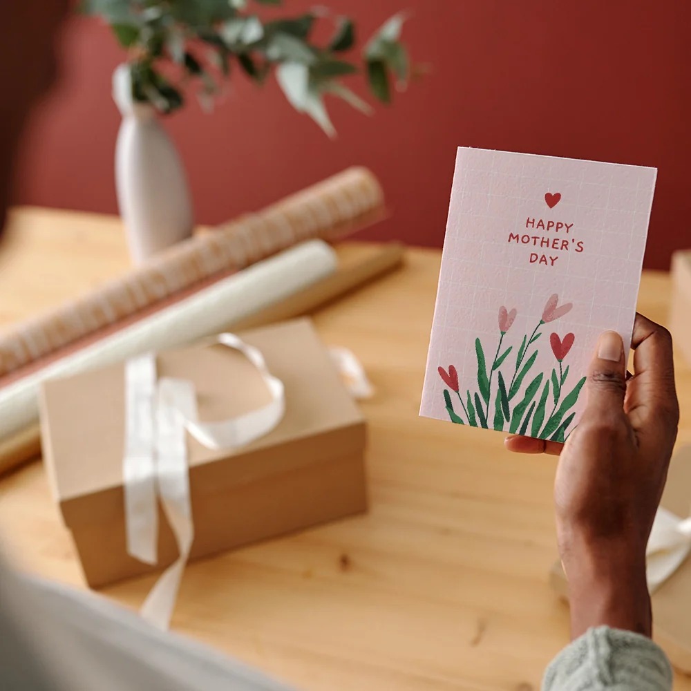 عبارات الحب والتقدير لكروت المعايدة