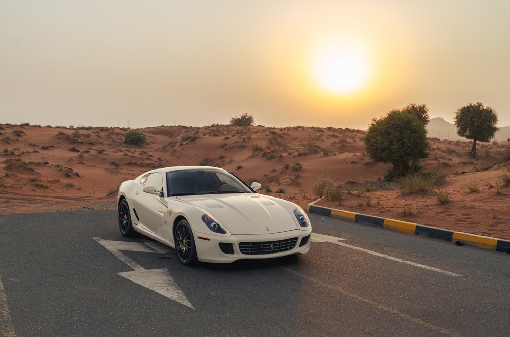 سيارة "سكوديريا سبايدر 16" موديل 2009 بألوانها الأصلية