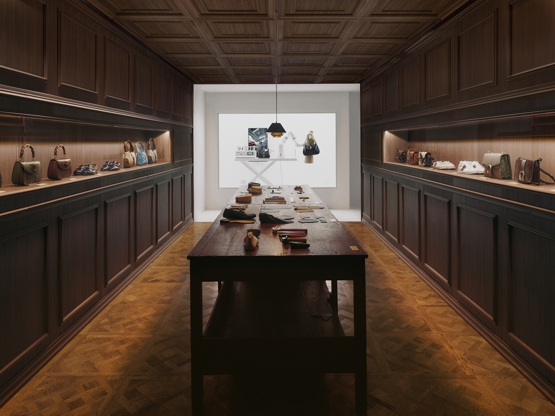 من معرض ‏GUCCI STORIA