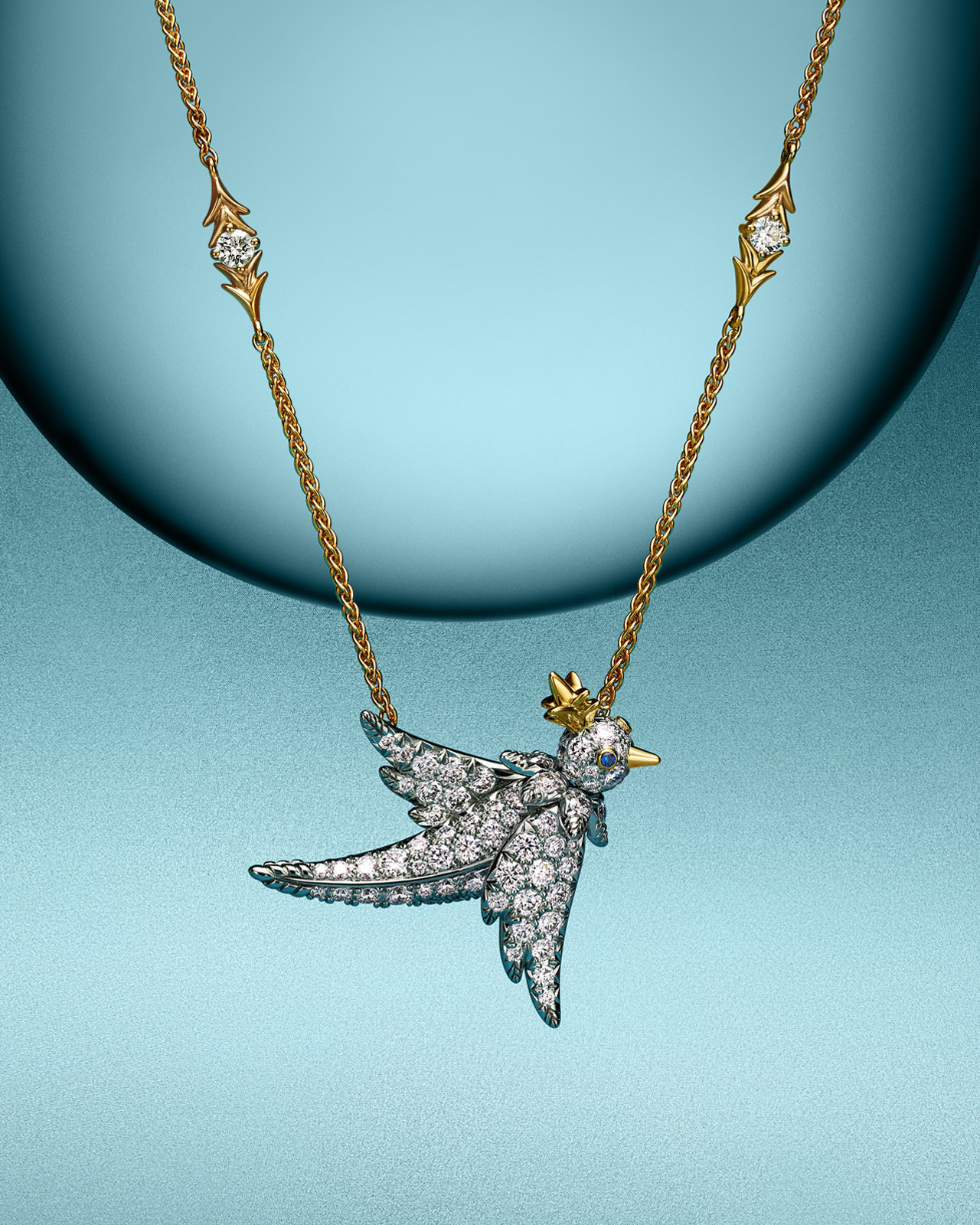 قلادة تجسّد الحب والقوة من دار تيفاني آند كو 