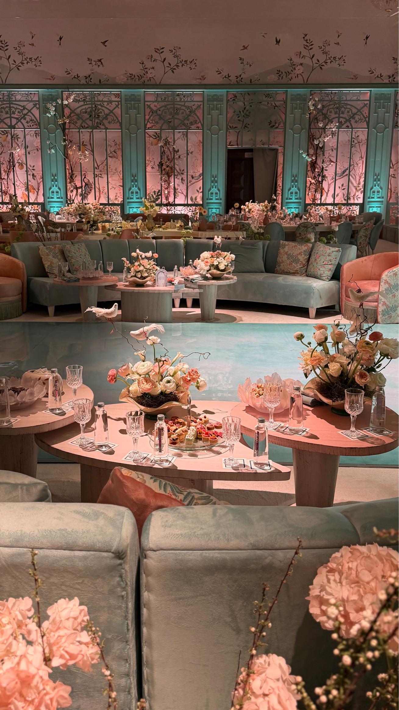 أجمل صور وفيديوهات ديكور زفاف بدر محمد عبده