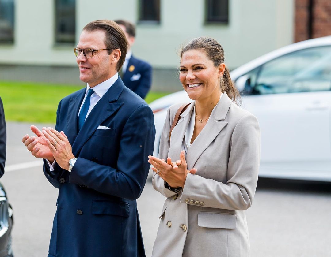 الأميرة فيكتوريا وزوجها الأمير دانيال 