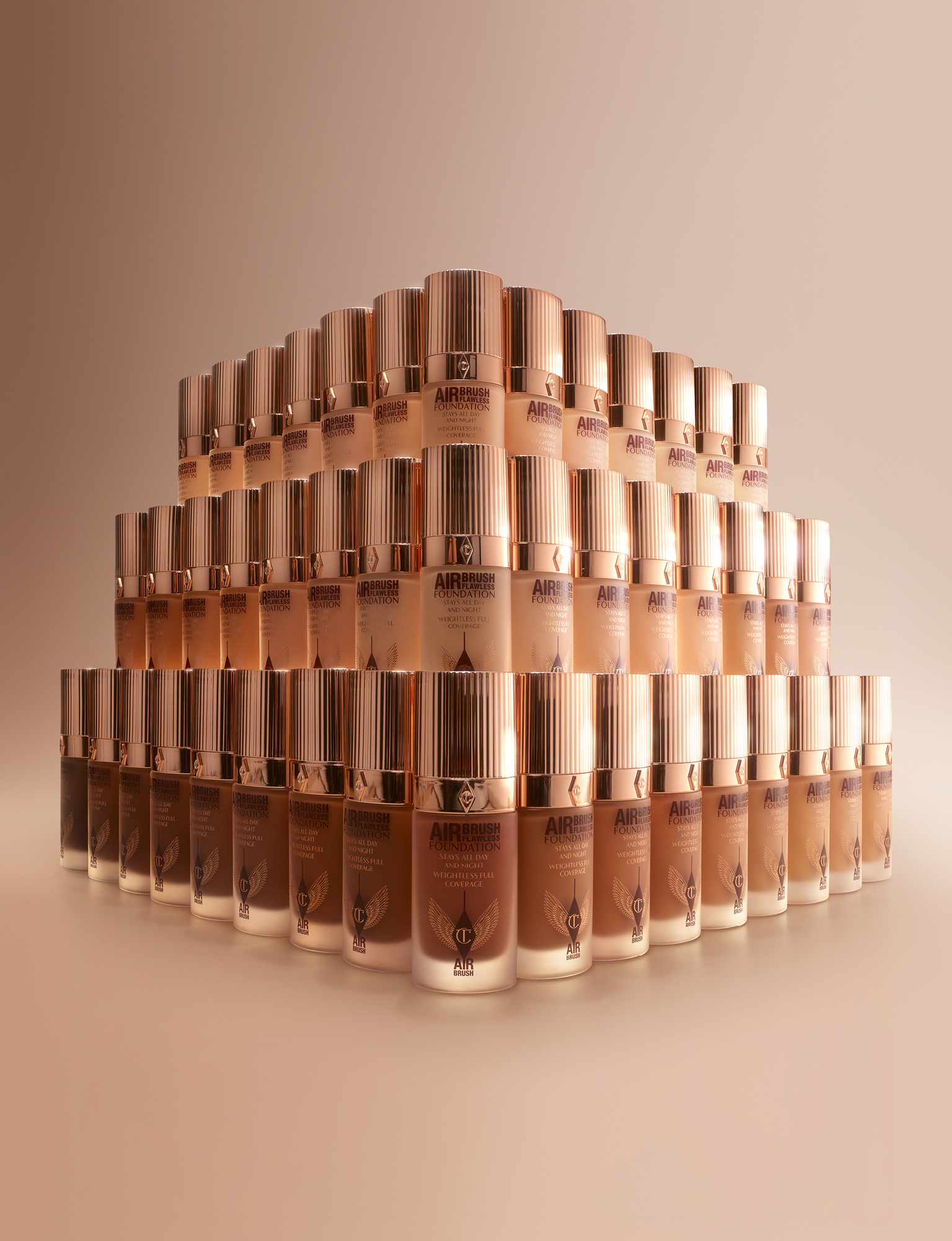  ابتكارَ AIRBRUSH FLAWLESS الجديد من شارلوت: جديد! كريم الأساس AIRBRUSH FLAWLESS FOUNDATION: