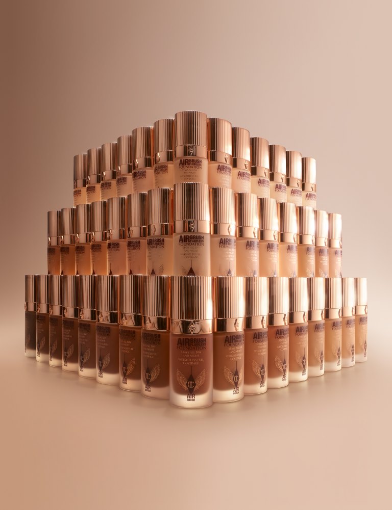 شارلوت تلبوري تكشف عن ابتكارين اثنين مميّزين من AIRBRUSH COMPLEXION