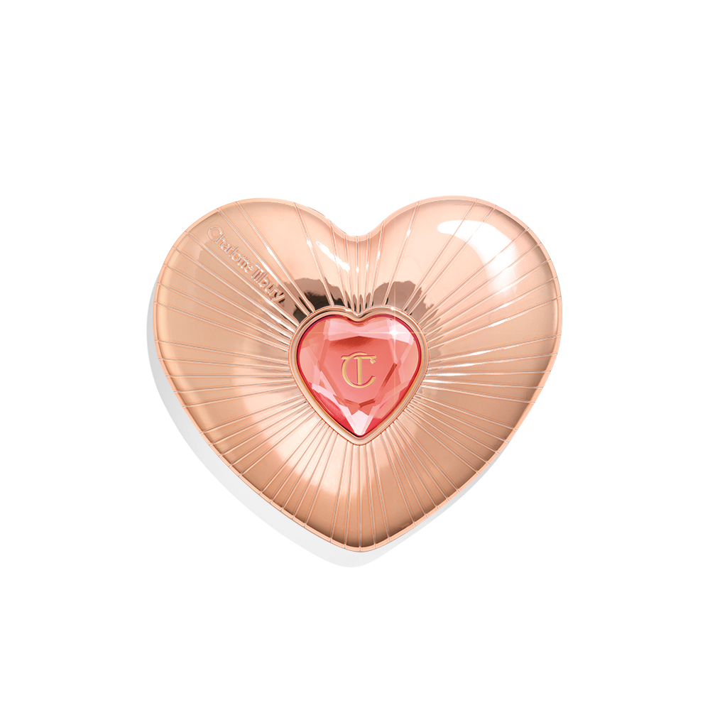 شارلوت تلبوري تزهر PILLOW TALK IN BLOOM في دبي مول