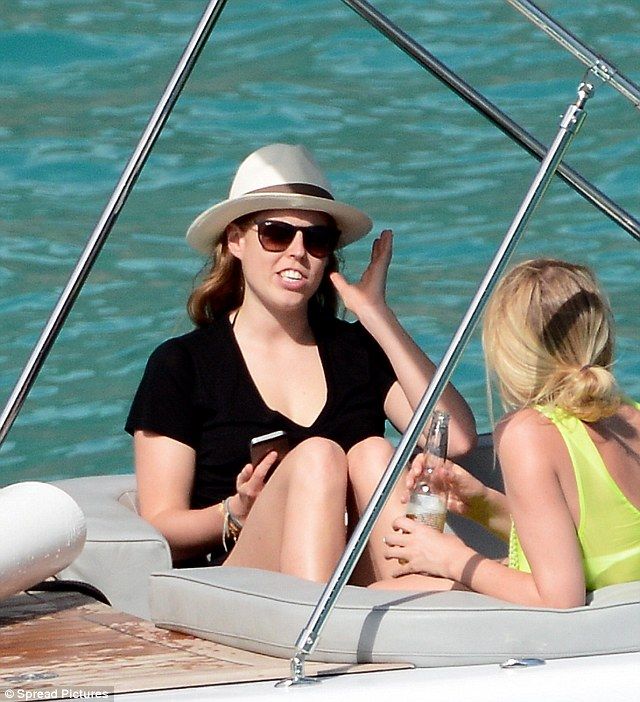 يخت بمليار ونصف وصداقات "مشبوهة"