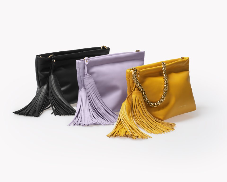 كارولينا هيريرا تُطلق حقبة جديدة من حقائب اليد الجلدية الفاخرة المصنوعة في إيطاليا