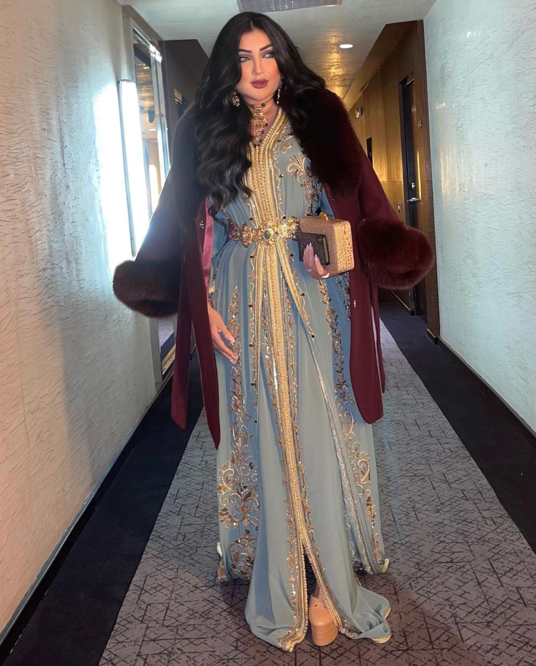 دنيا بطمة بالتكشيطة المغربية