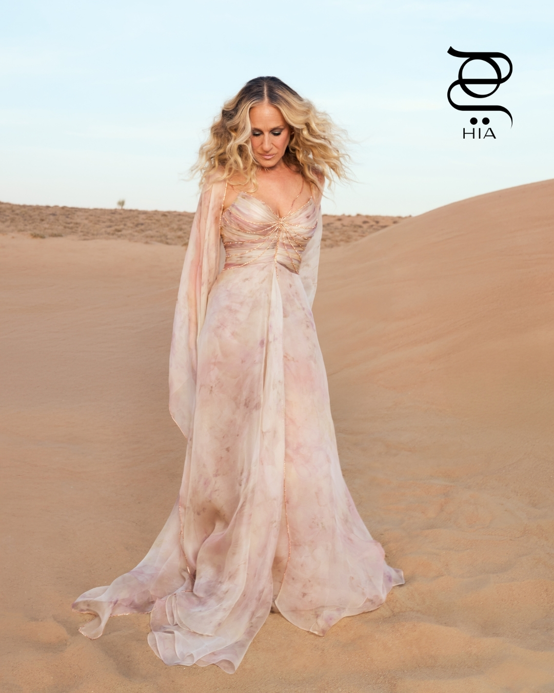 صور جديدة من قلب الصحراء مع النجمة العالمية سارة جيسيكا باركر   