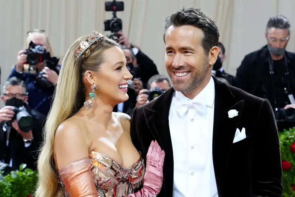 ركن الحلويات الفاخر في زفاف بليك ليفلي Blake Lively ورايان رينولدز Ryan Reynolds