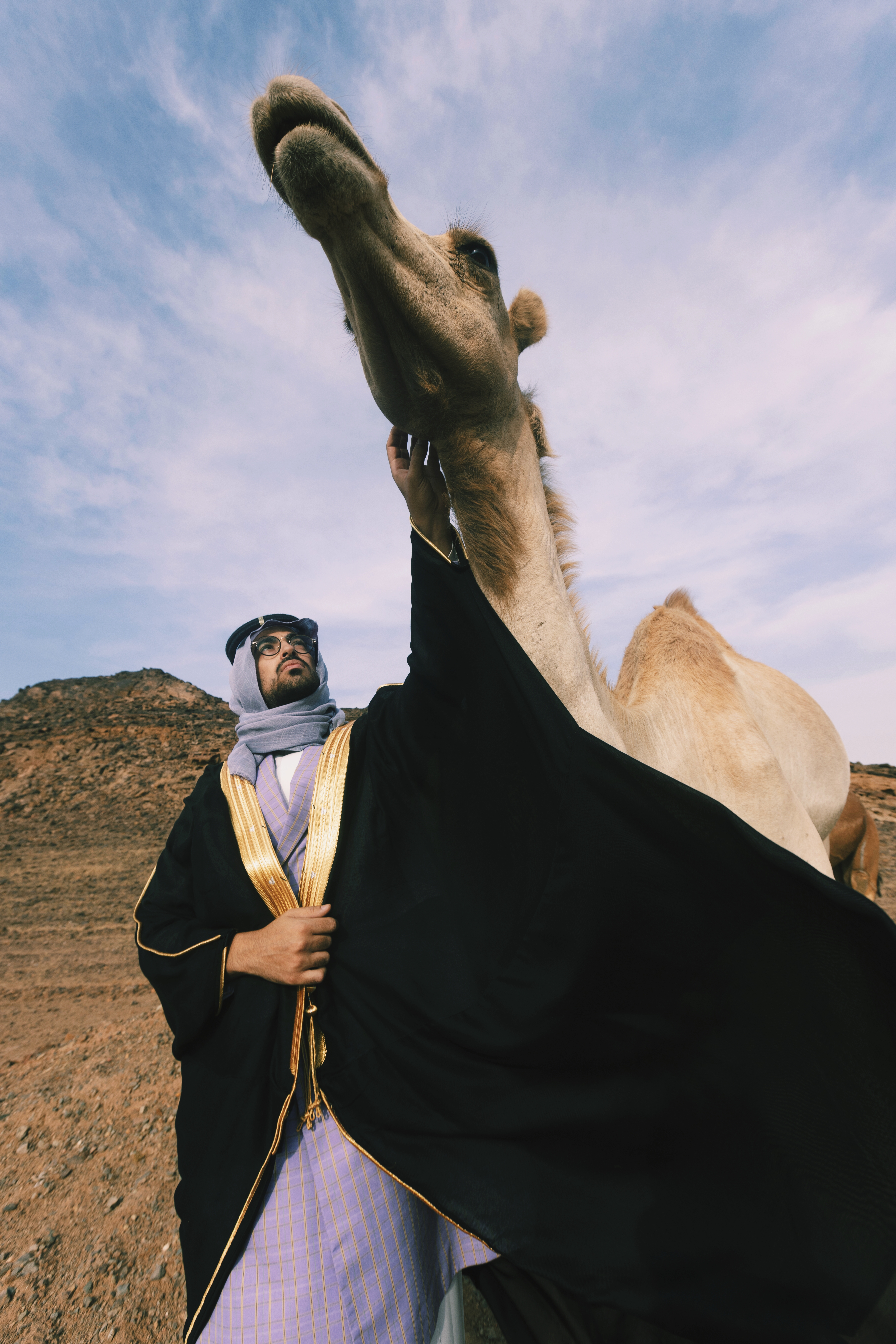 _أشعر بالفخر وأنا أرى الثقافة السعودية تفرض حضورها على الساحة العالمية._