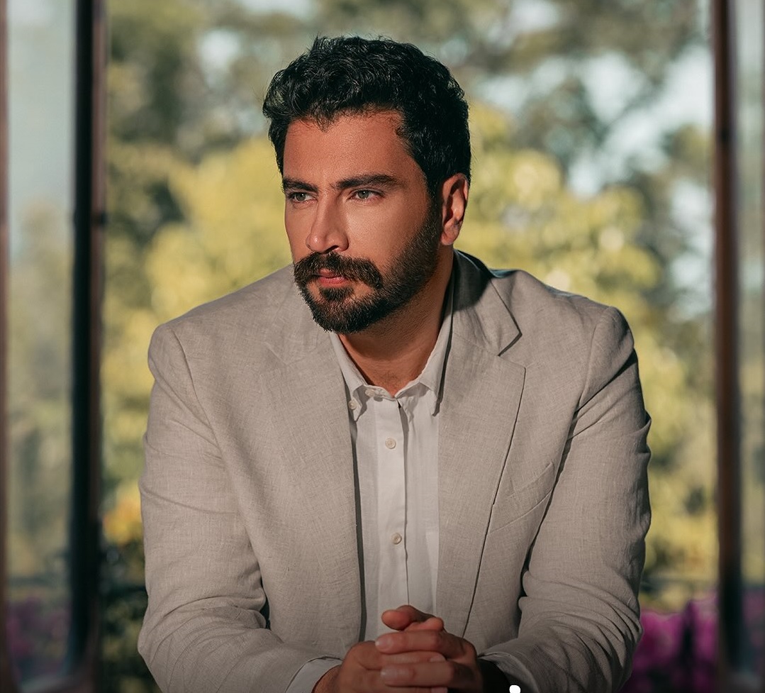 معتصم النهار موظف بسيط يتحول لشاب ثري