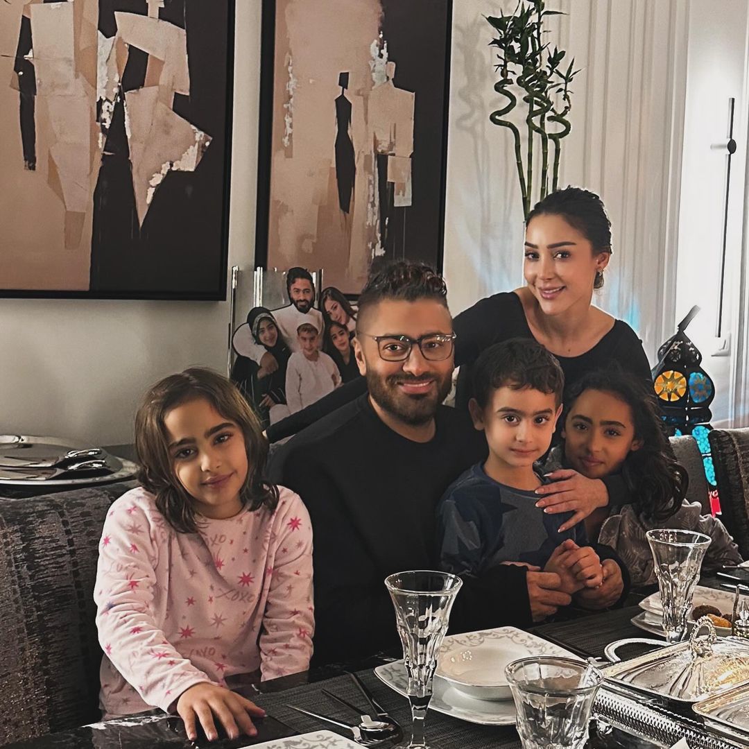 تامر حسني وبسمة بوسيل وأبنائهما