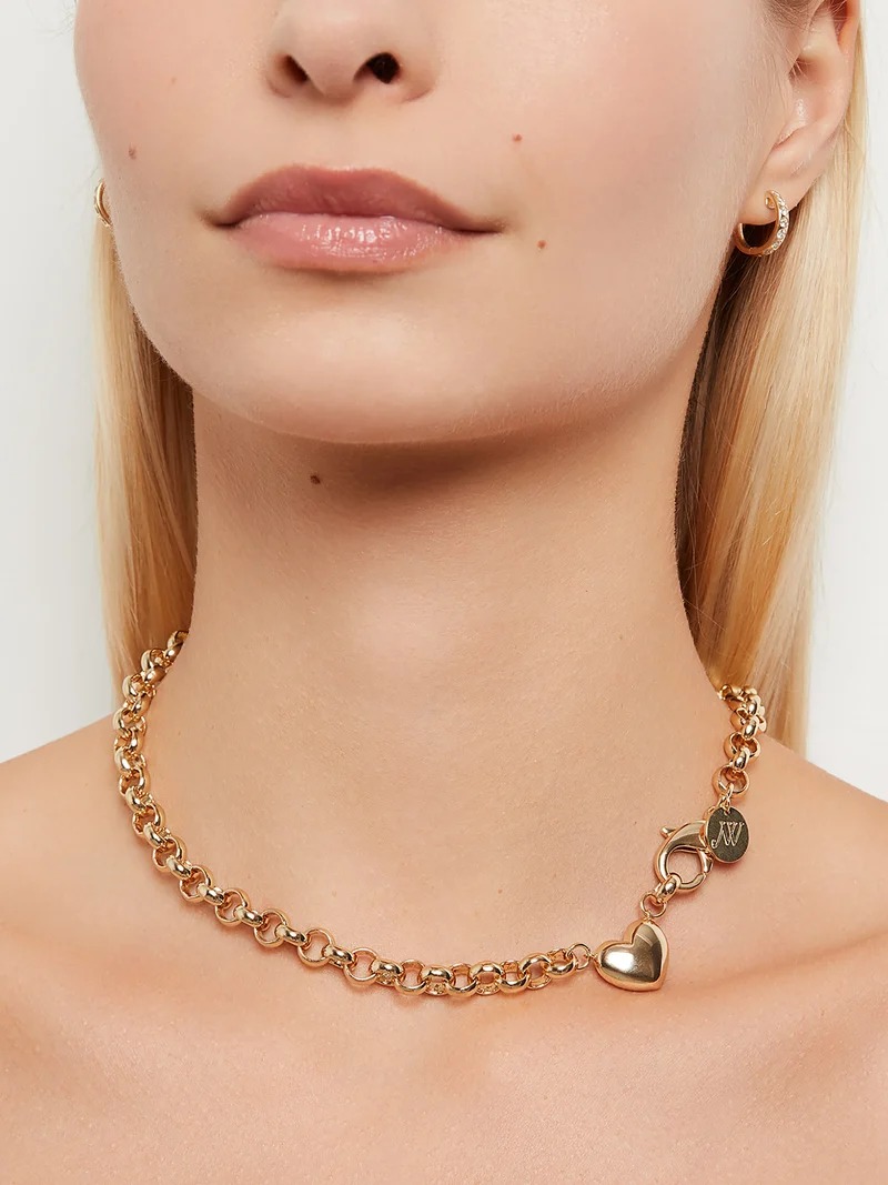 سلسلة Lola Linked من Melissa Kaye