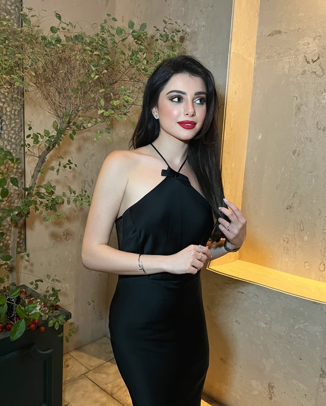 إطلالات ماريتا الحلاني في فترة الزواج