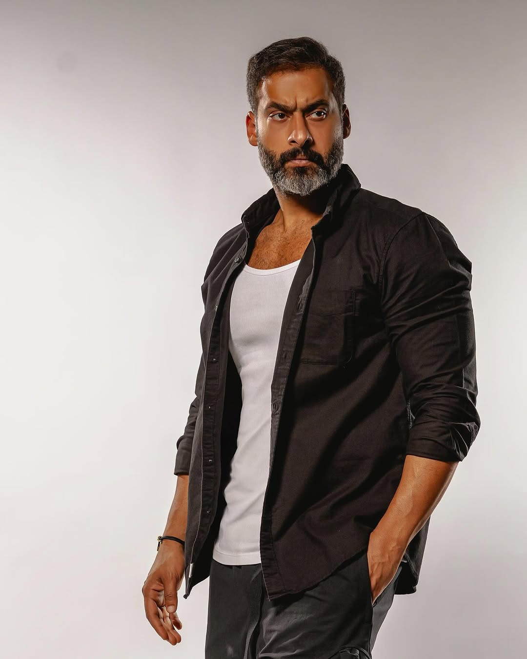 حسين المهدي