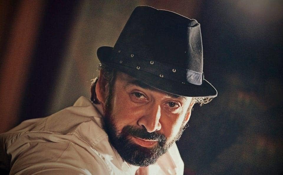 كريم عبد العزيز في فيلم "الفيل الأزرق"