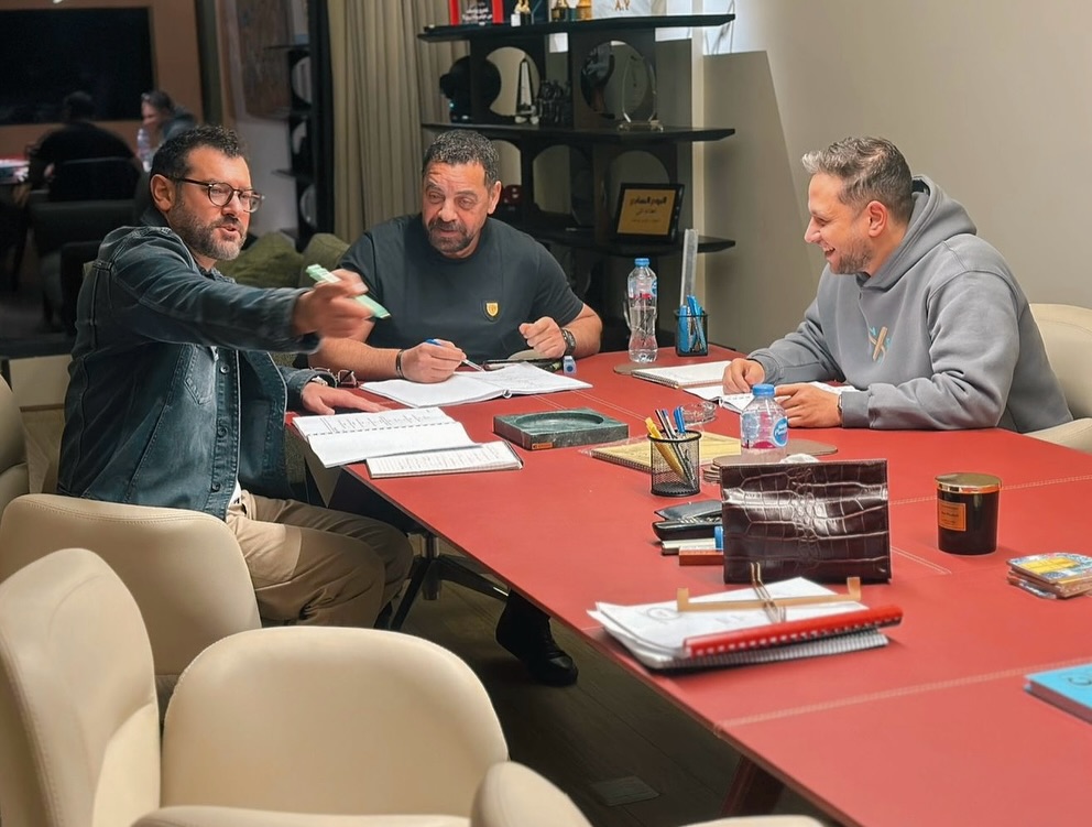 طارق العريان مع عمرو يوسف في أثناء التحضير للسلم والثعبان 2