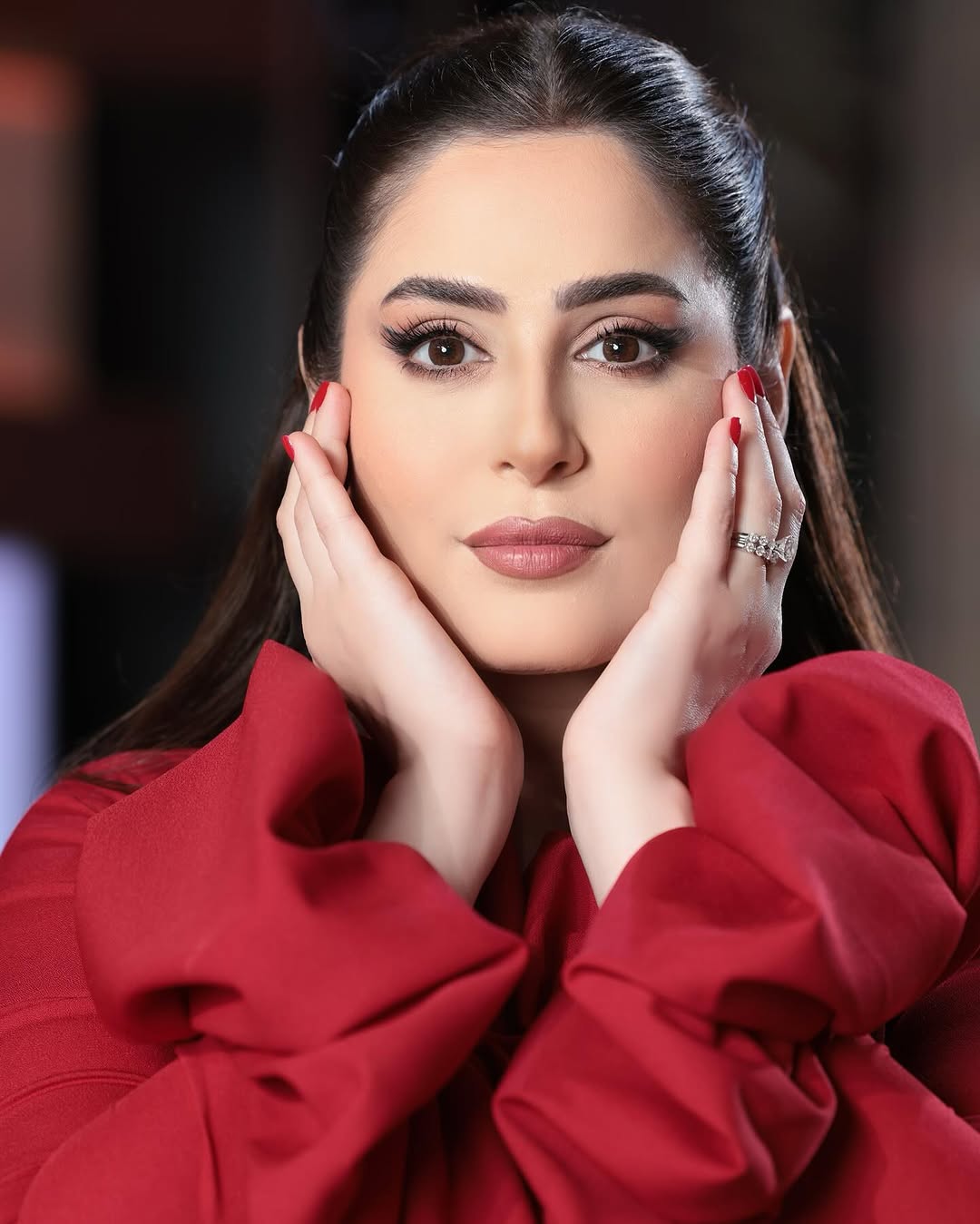 الفنانة الإماراتية أحلام كسرت الصورة النمطية للجمال