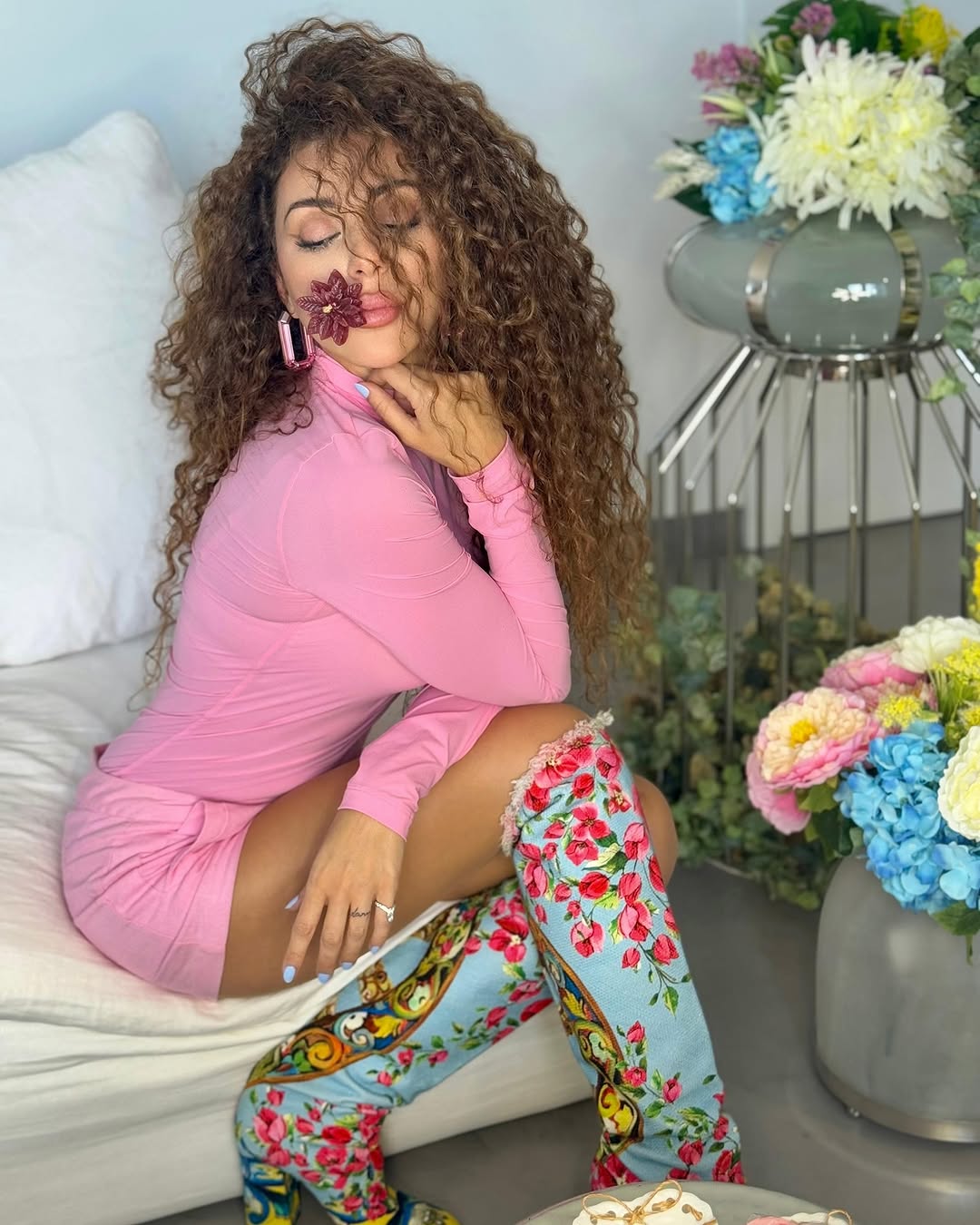 ميريام فارس بلون الشعر الكاراميل