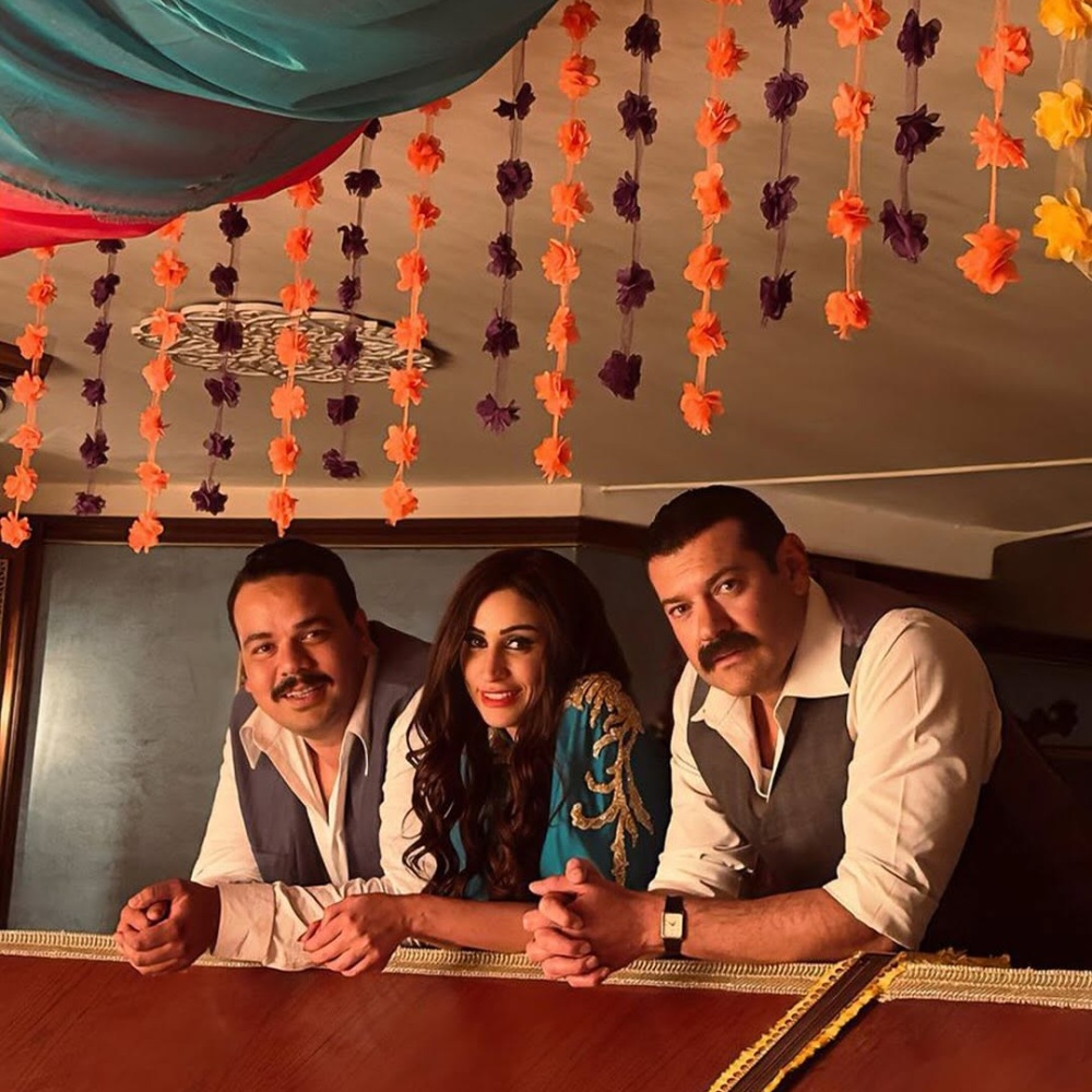 عمرو يوسف ودينا الشربيني ومصطفى غريب في فيلم "درويش"