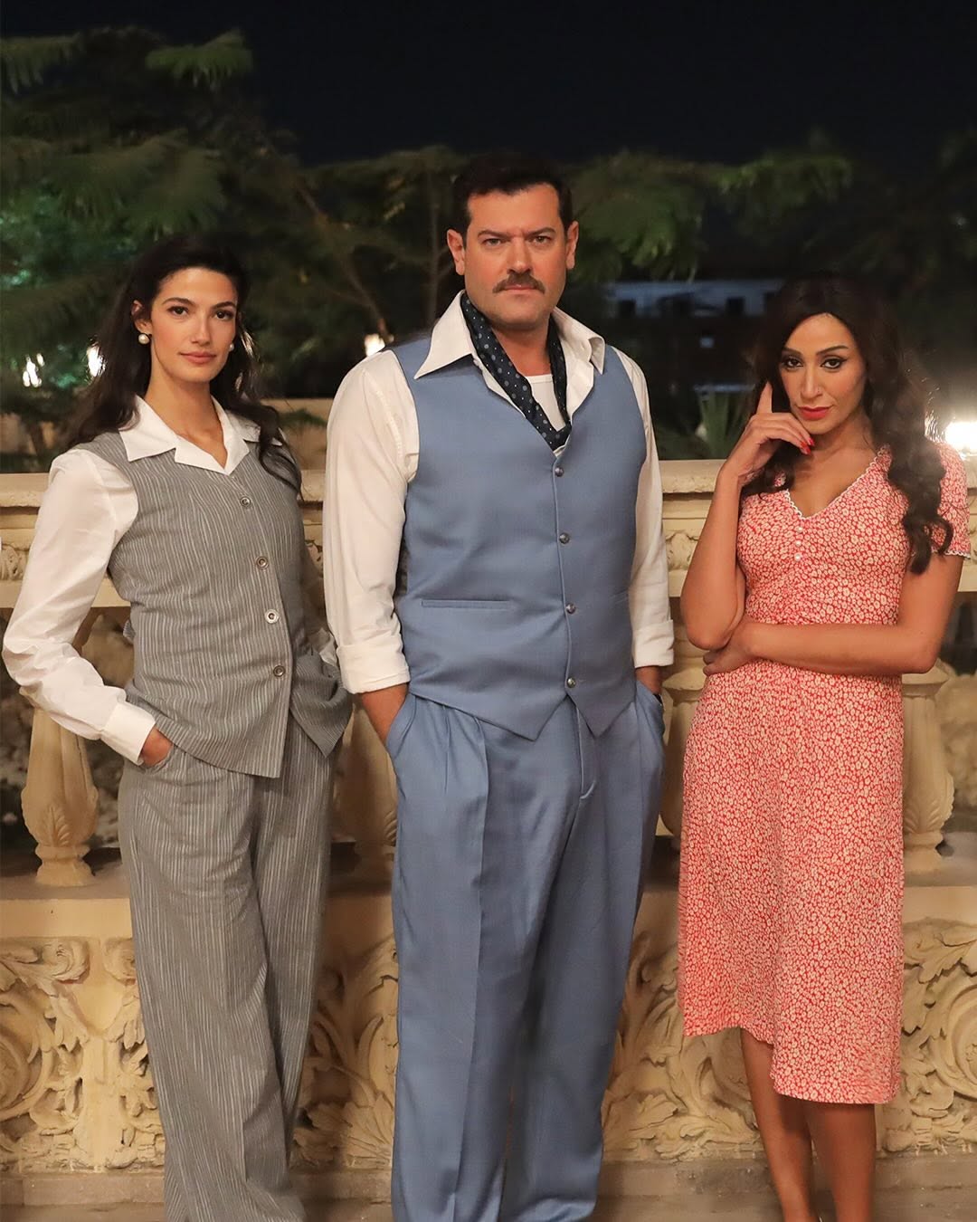 عمرو يوسف ودينا الشربيني وتارا عماد في كواليس "درويش"