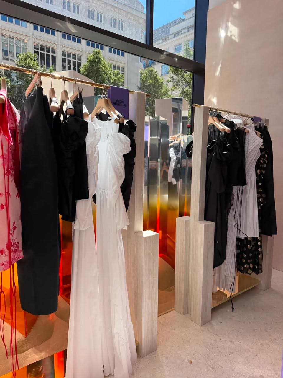 مجموعة Reem Alkanhal المعروضة ضمن مبادرة “Saudi: Sky’s The Limit” في Selfridges لندن