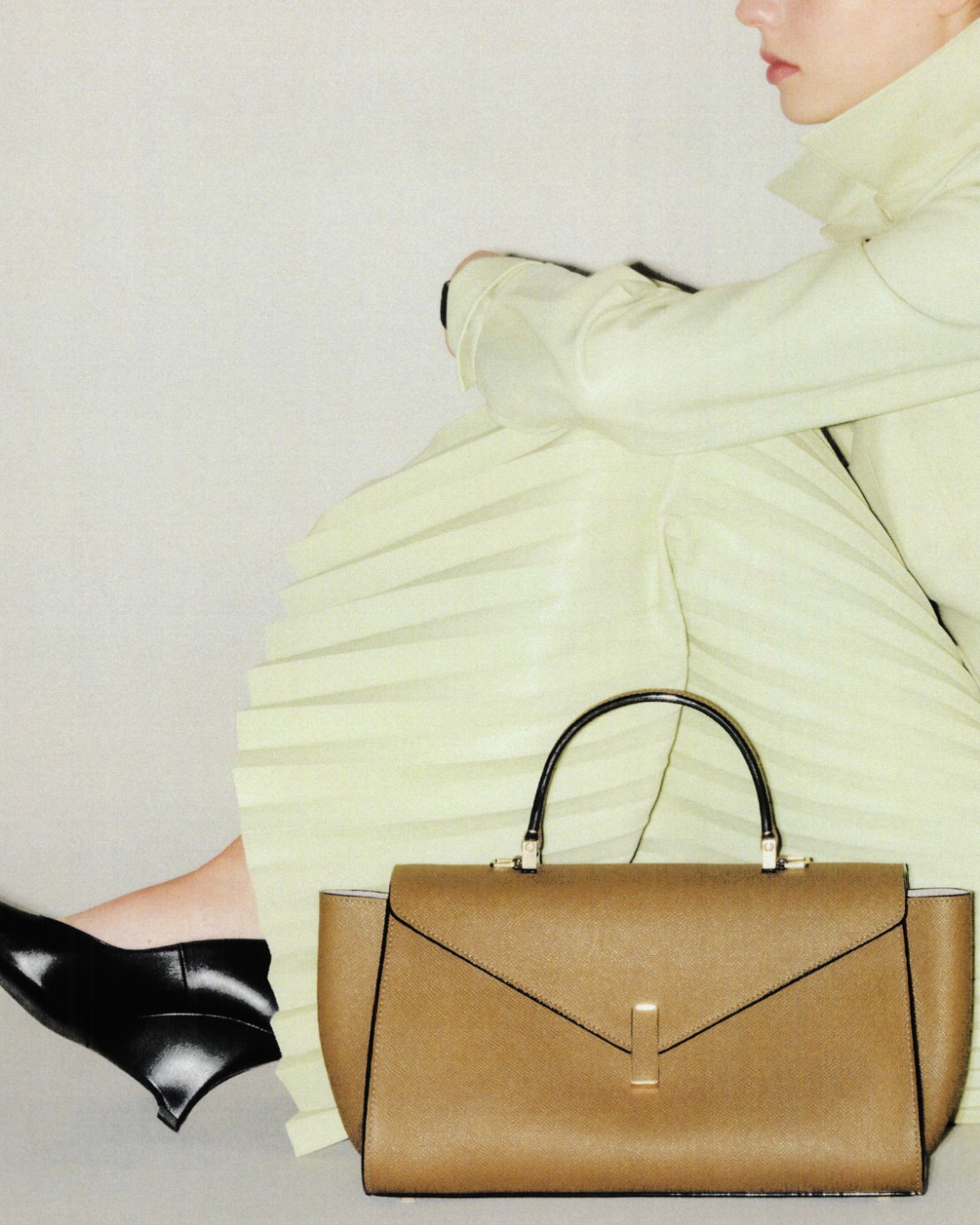 تتألق "إيسايد إديتور" بتنوع فريد في الخامات