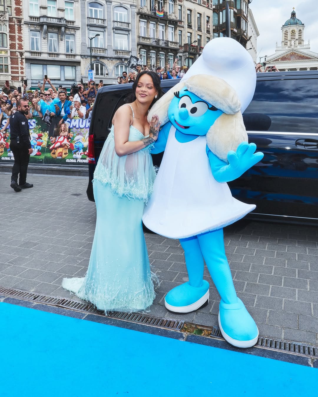 ريهانا وآيساب روكي في العرض الخاص لفيلم "Smurfs"