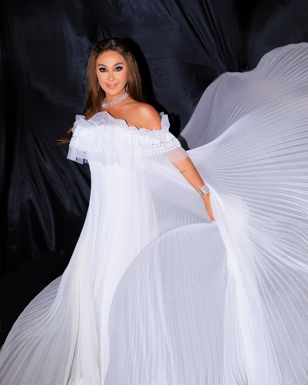 إليسا في كواليس حفلها في أعياد بيروت