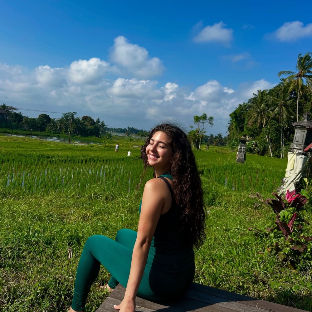 مايان السيد في بالي