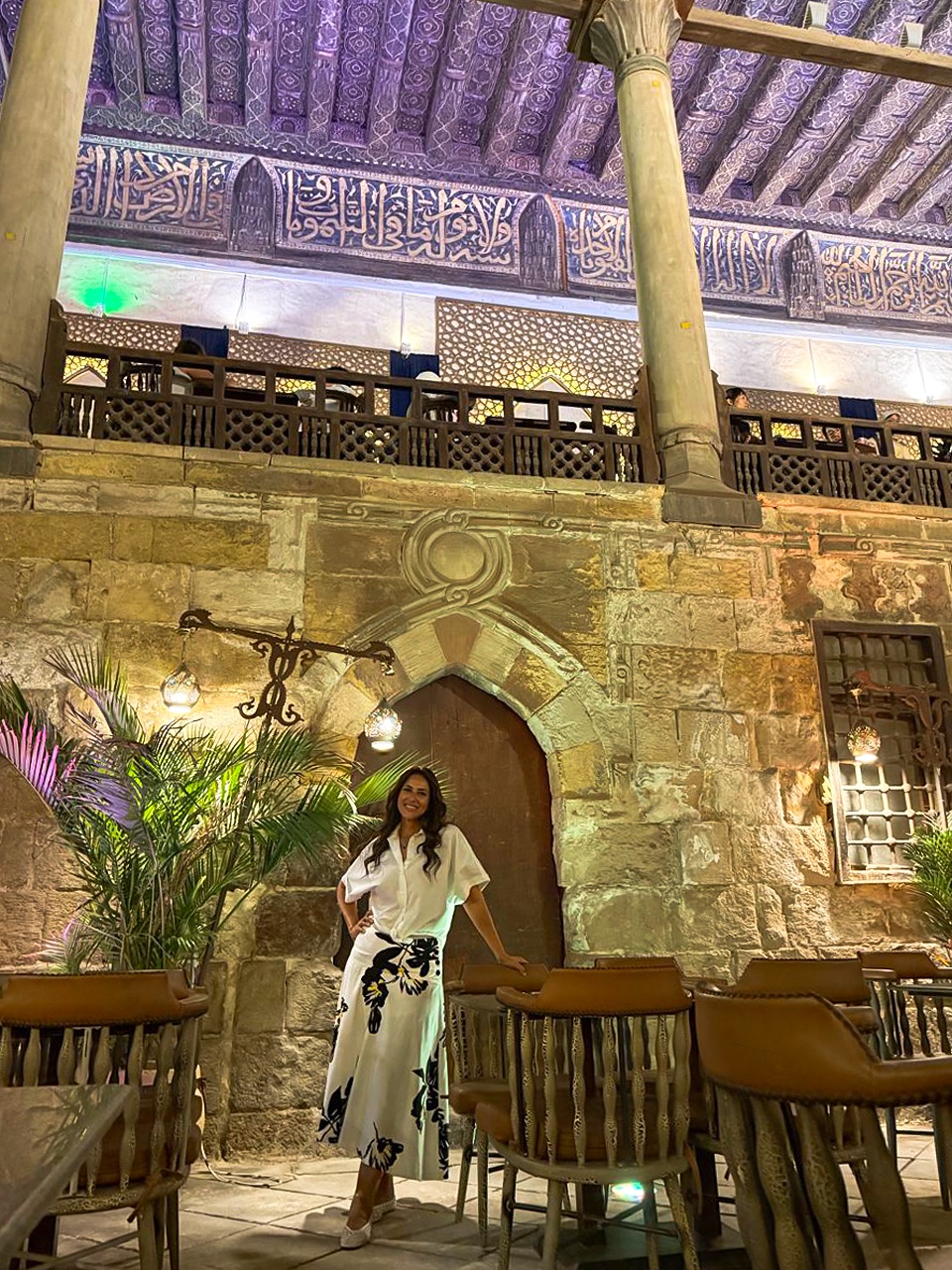 حنان مطاوع في شارع المعز
