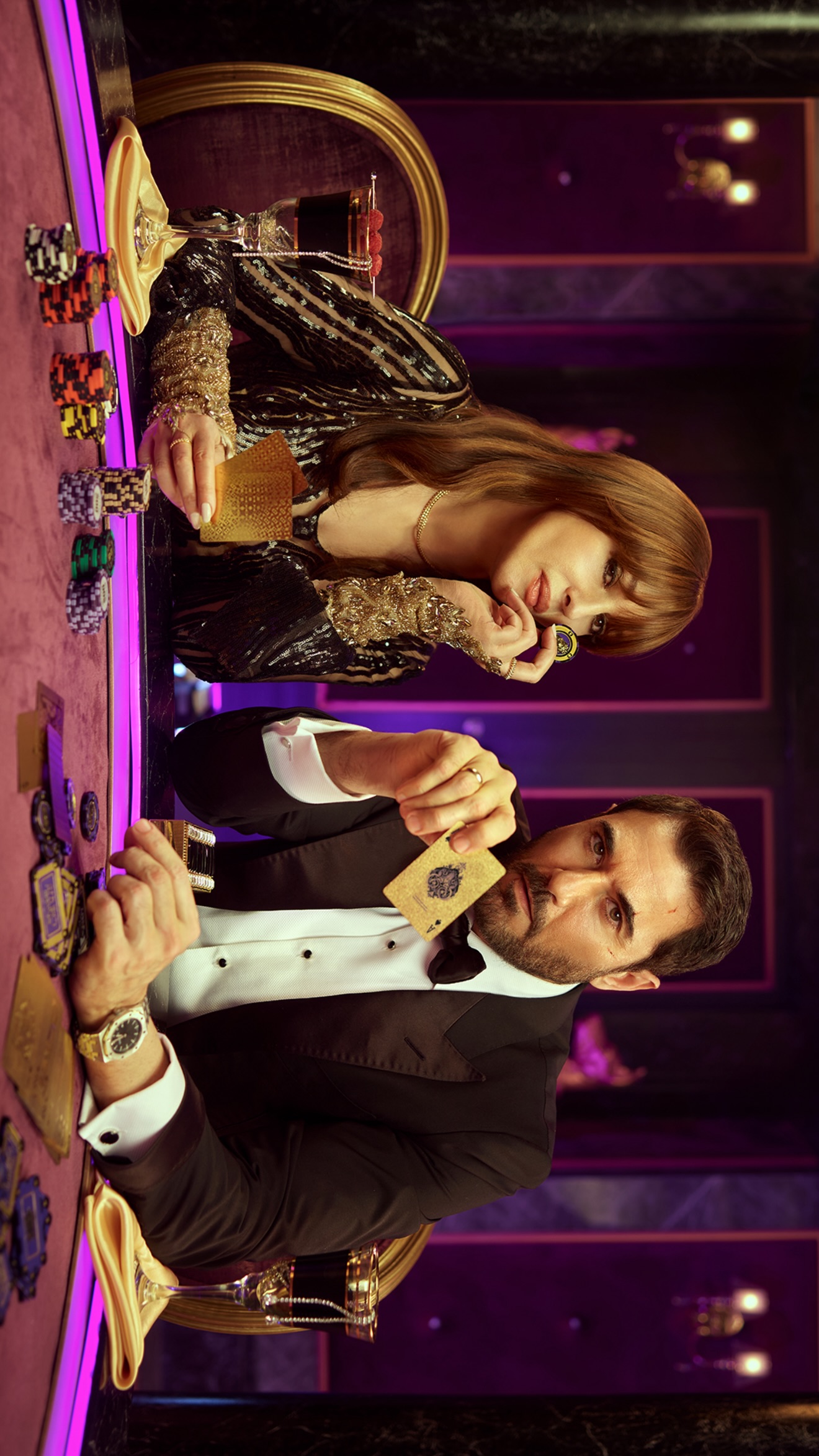 مونيكا بيلوتشي وأحمد عز في فيلم "7Dogs"