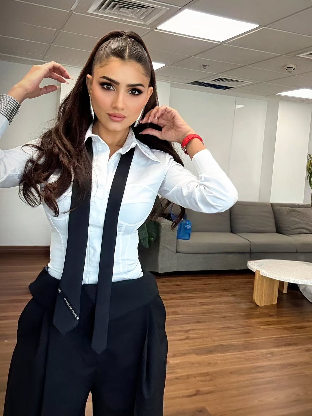 مي عمر في كواليس مسلسل "الست موناليزا"