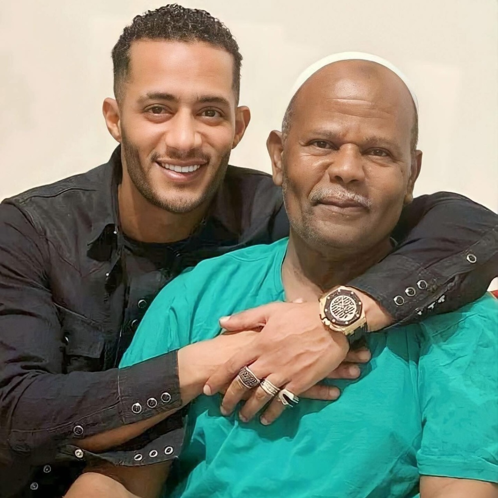 محمد رمضان ووالده الراحل