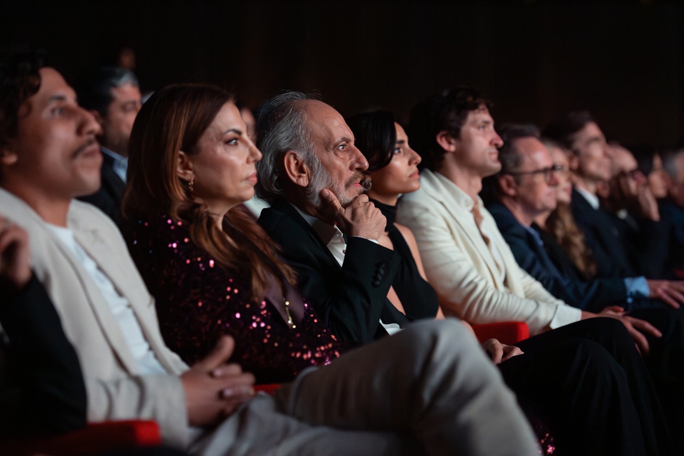 عرض فيلم "محاربة الصحراء"