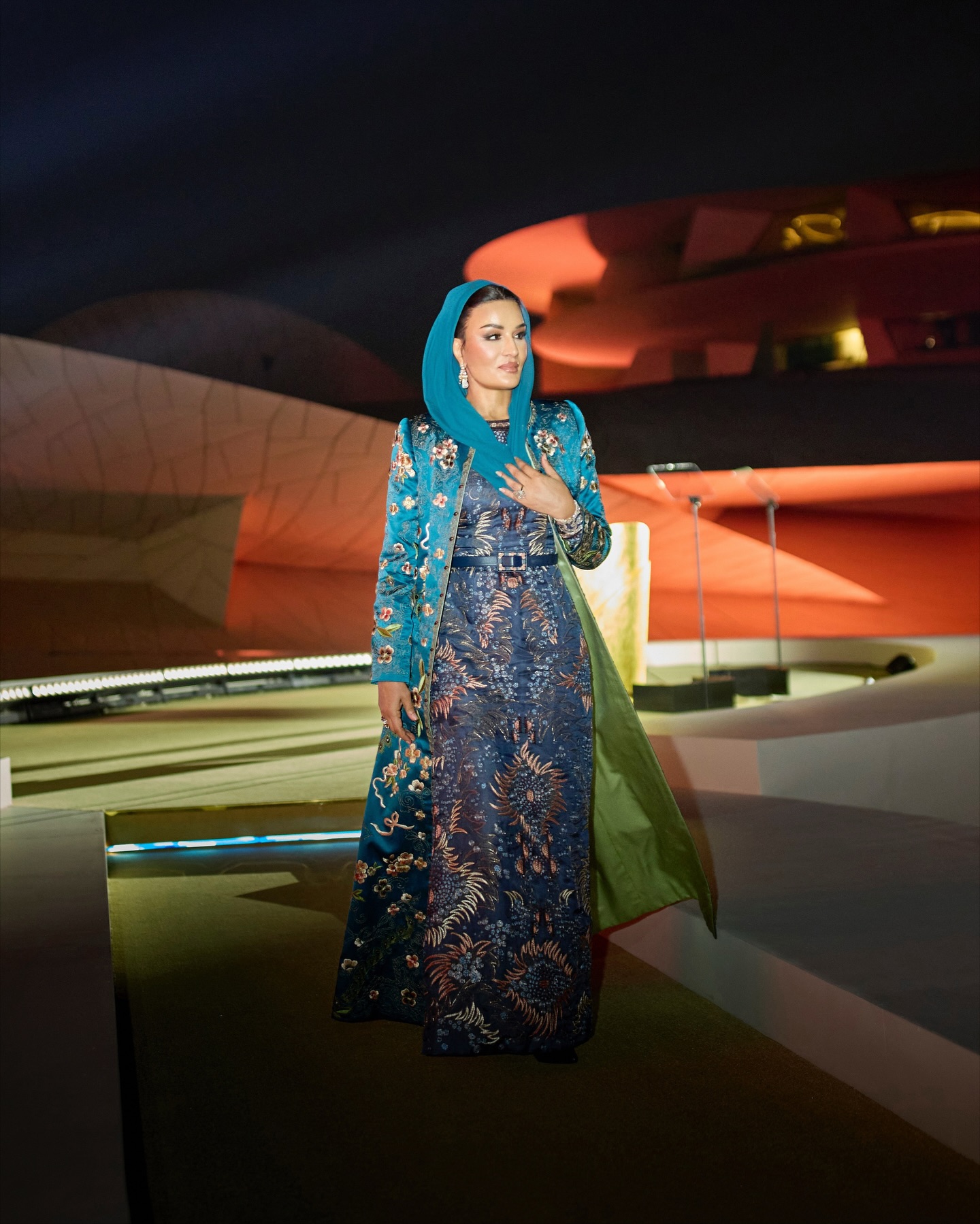 الشيخة موزة