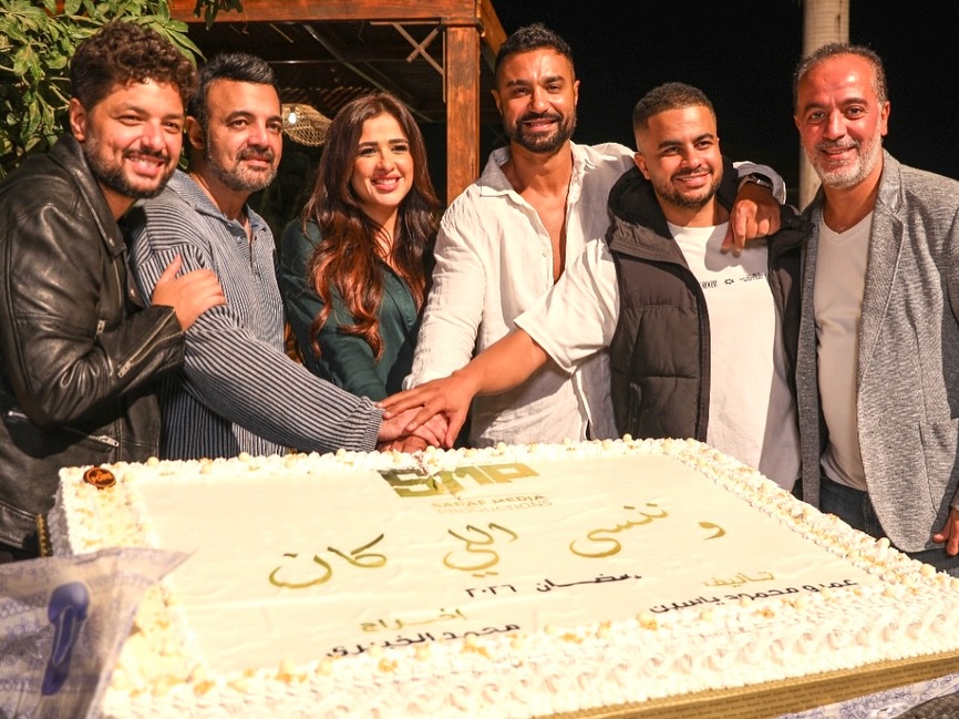 ياسمين عبد العزيز في كواليس مسلسل "وننسى اللي كان"