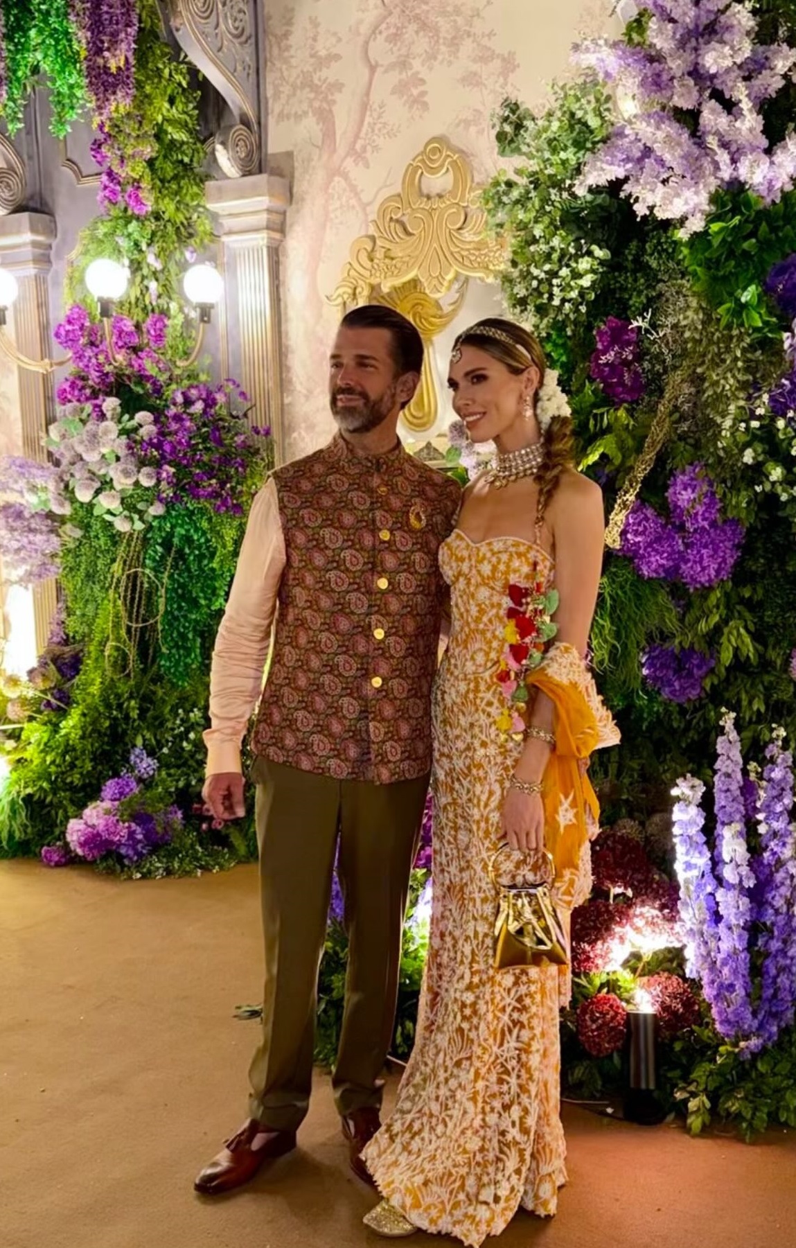 علاقة رومانسية جمعت بين الثنائي