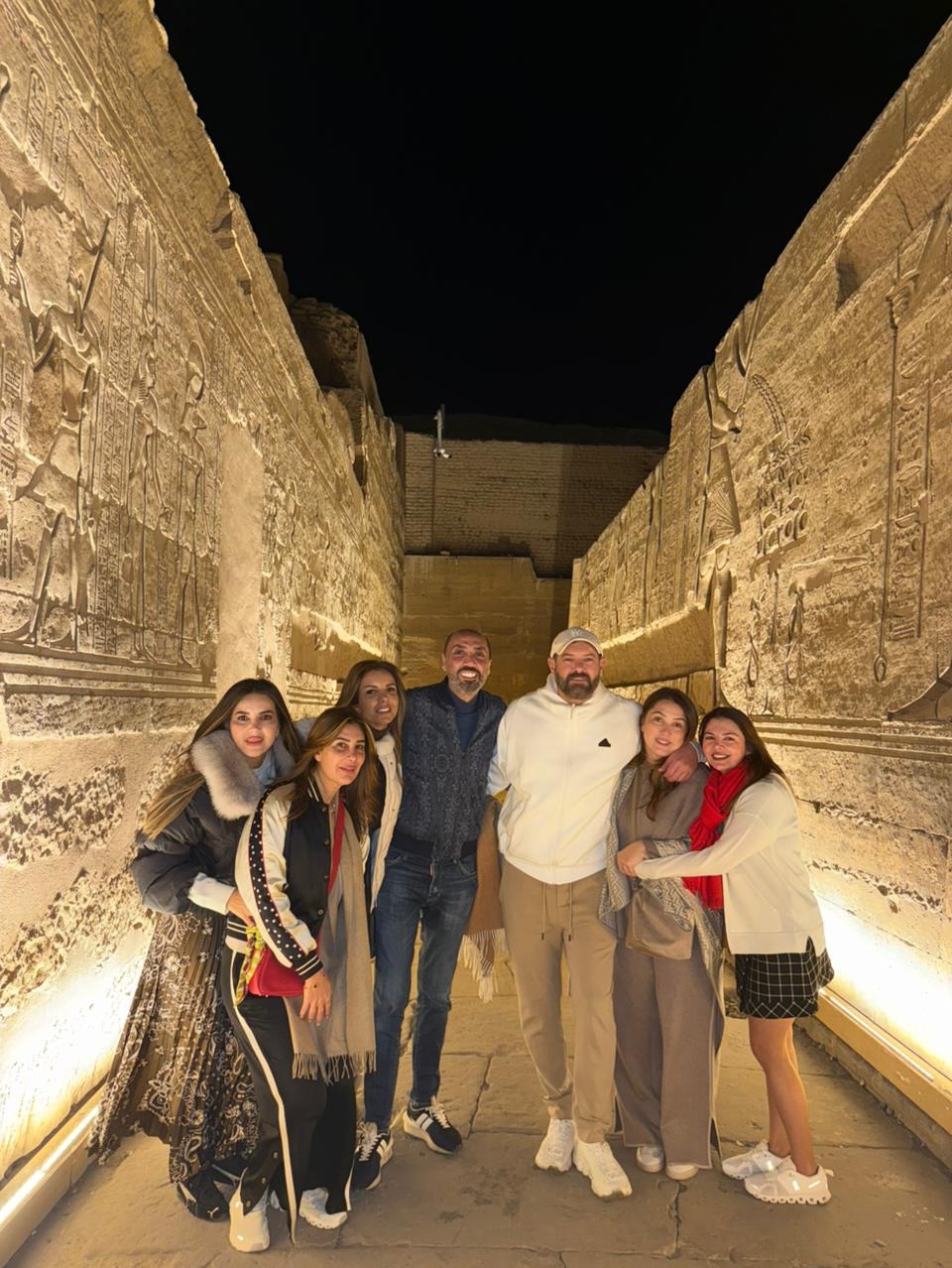 عمرو يوسف وكندة علوش في أسوان