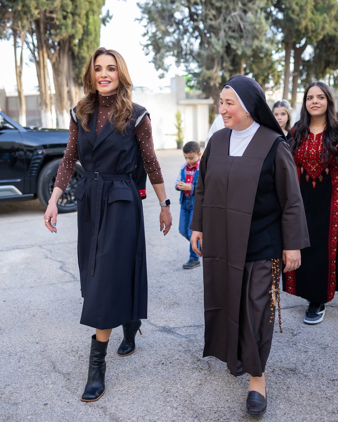 إطلالات الملكة رانيا