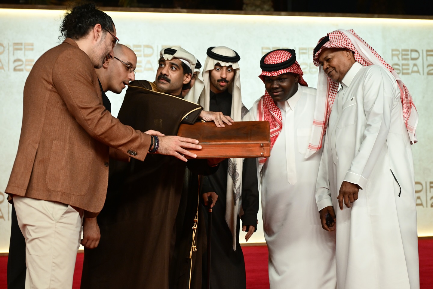 صناع فيلم "رهين"