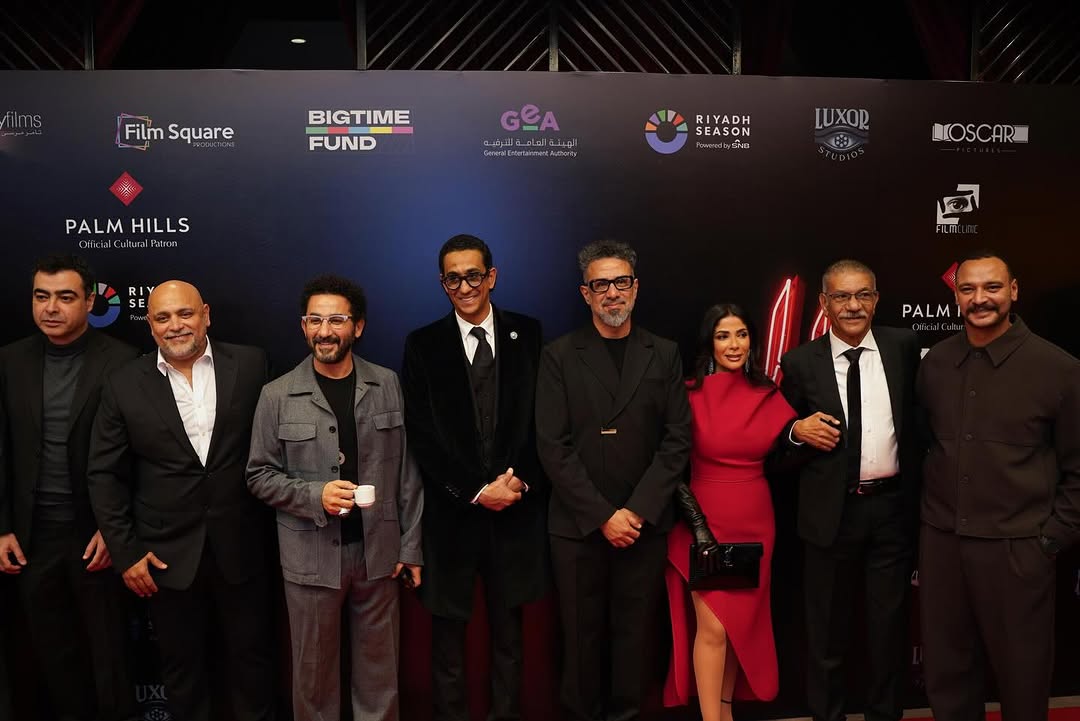 صناع فيلم "الست"