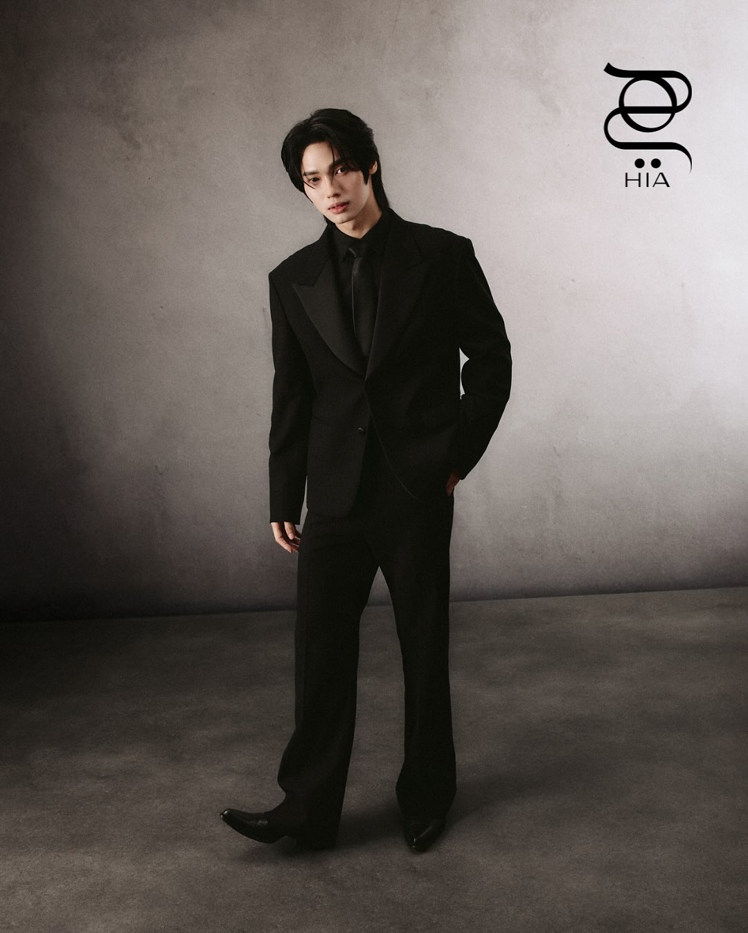  النجم التايلندي وين ميتاوين بعدسة "هي" 