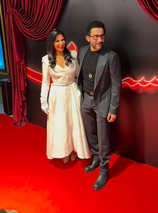 منى زكي في العرض الخاص لفيلم "الست"