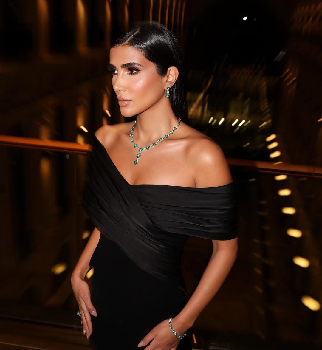 ريم سامي بمكياج برونزي جذاب