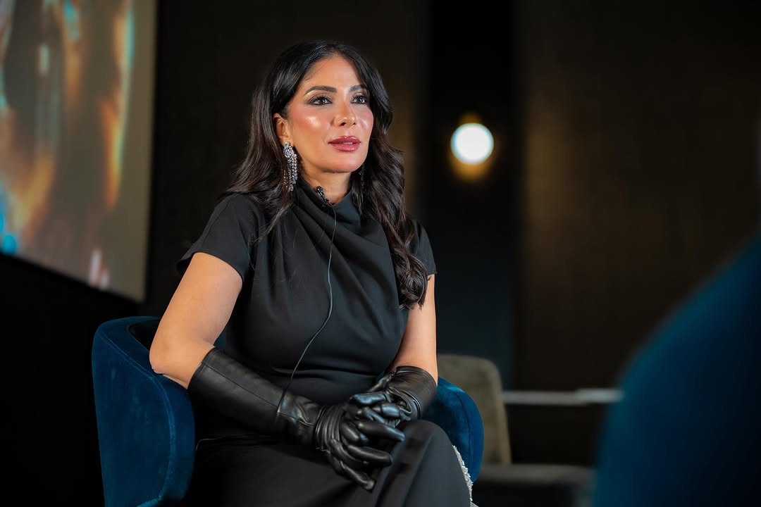 منى زكي في العرض الخاص لفيلم "الست" في الرياض